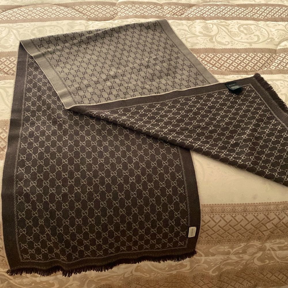 Gucci Beige and Brown Patterned Scarf